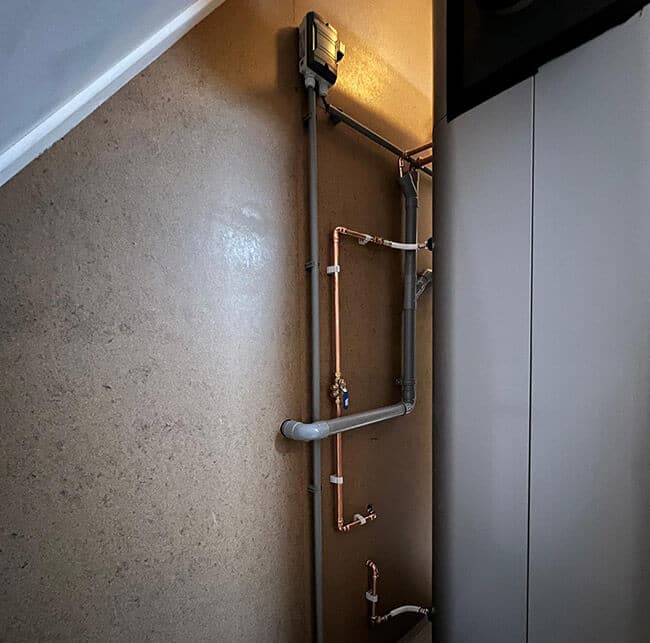 Warmtepompboiler installatie