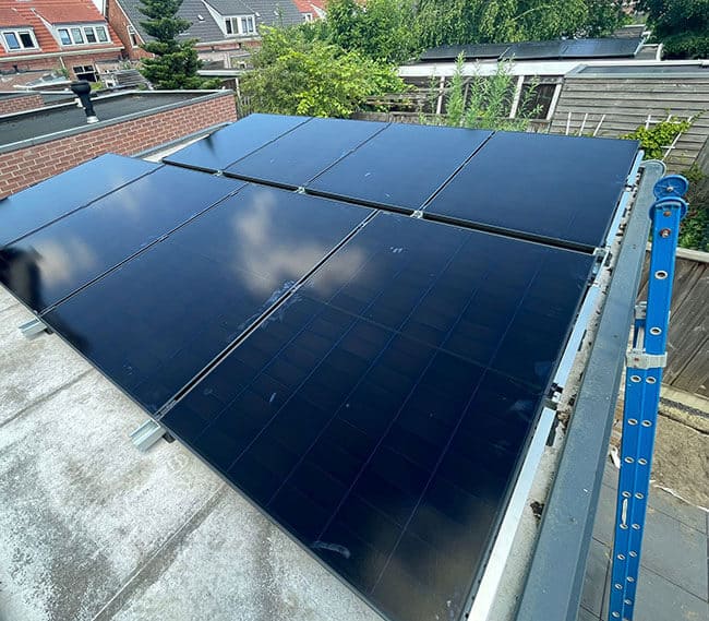 Plat dak zonnepanelen Kampen