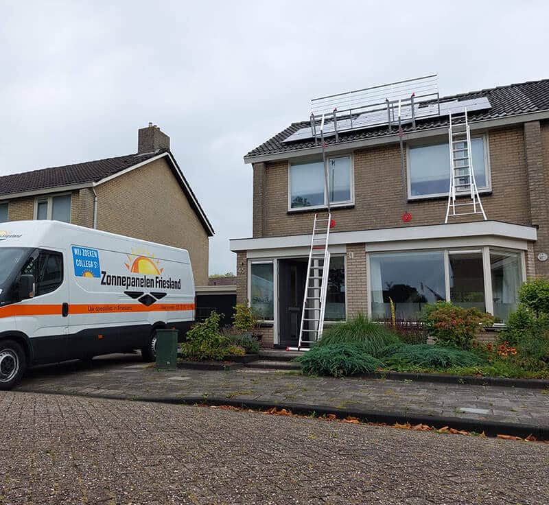 Zonnepanelen in Heerenveen op rijtjeswoning met korte terugverdientijd