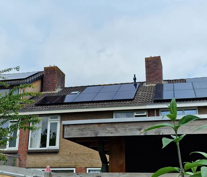 Zonnepanelen installatie Enschede