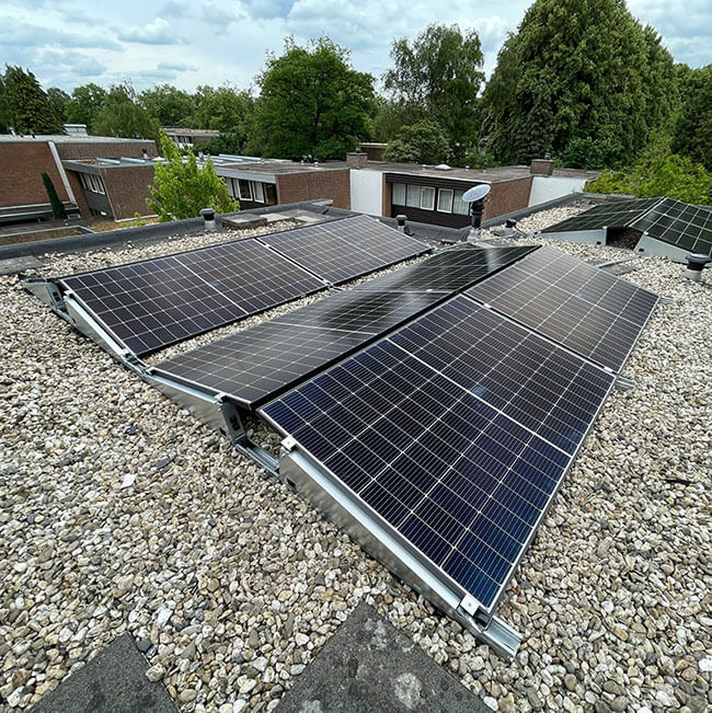 Zonnepanelen installatie in Burgum