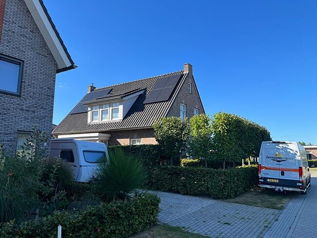 Professionele installatie van zonnepanelen