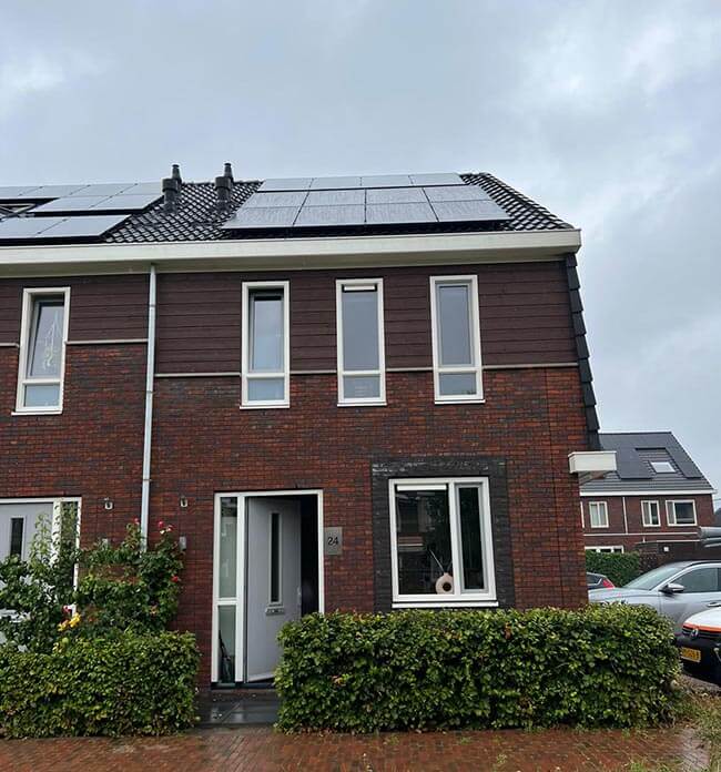 Zonnepanelen Uithuizen