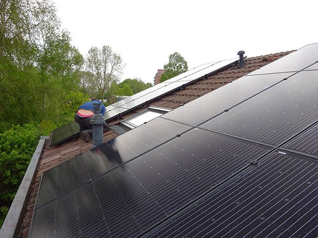 Zonnepanelen installatie in Assen