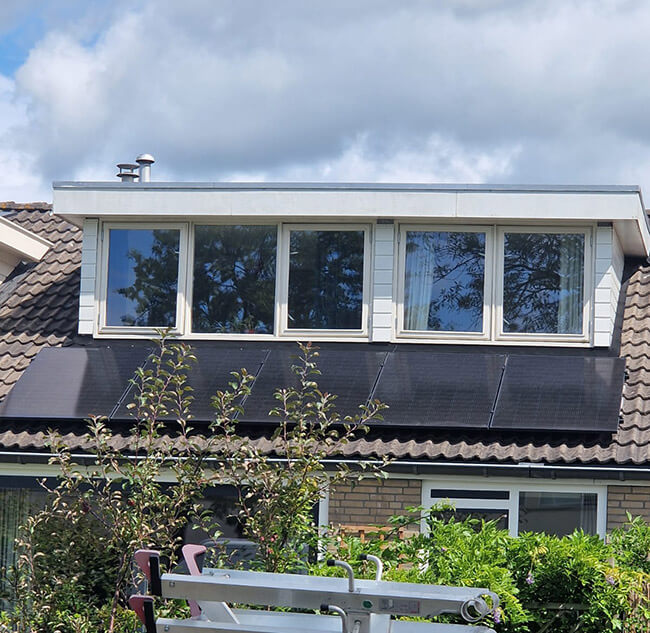 Zonnepanelen na aardbevingsschade subsidie waardevermeerdering