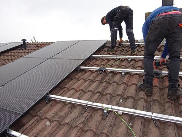 Zonnepanelen service Winschoten