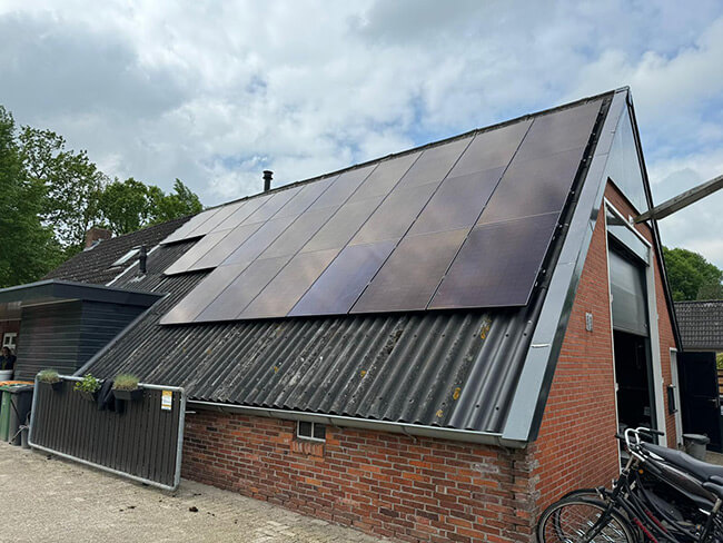 Zonnepanelen hoog wattpiek vermogen