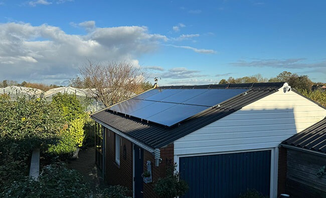 Zonnestroom systeem op klein dak